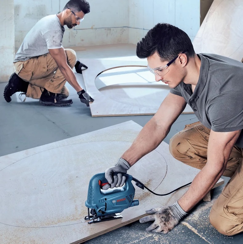 Лобзик 500Вт BOSCH GST 700