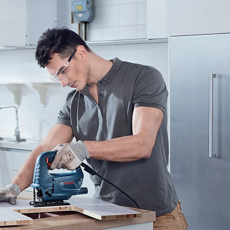 Лобзик 500Вт BOSCH GST 700